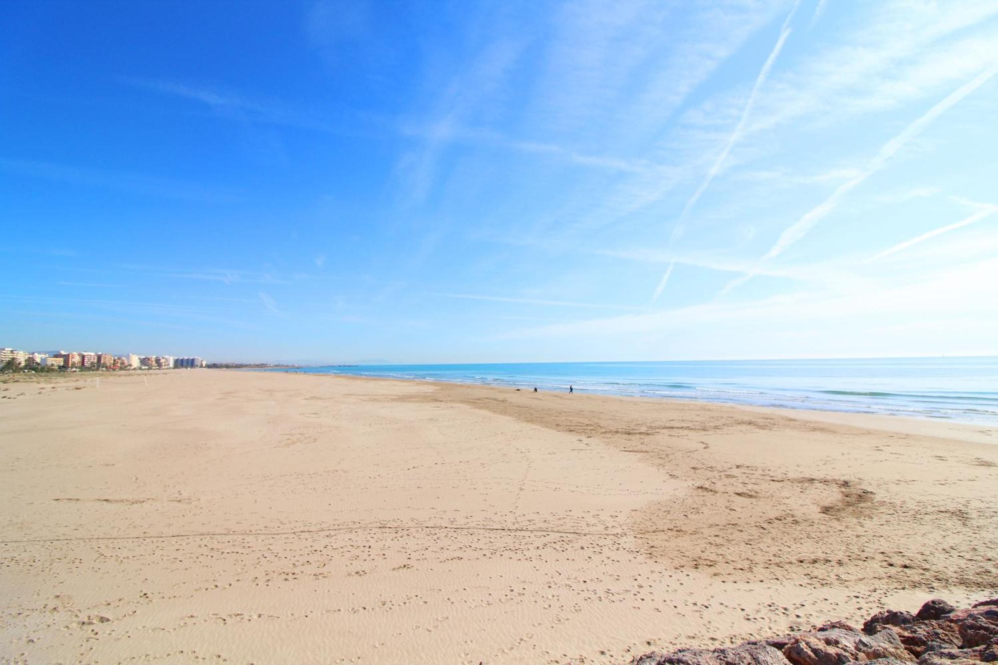 Global Properties, Bonito Apartamento En Puerto Sagunto Para Parejas 外观 照片